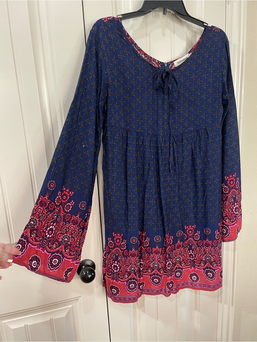 Boho Navy and Pink Floral Peasant Top - Picture 3 of 4